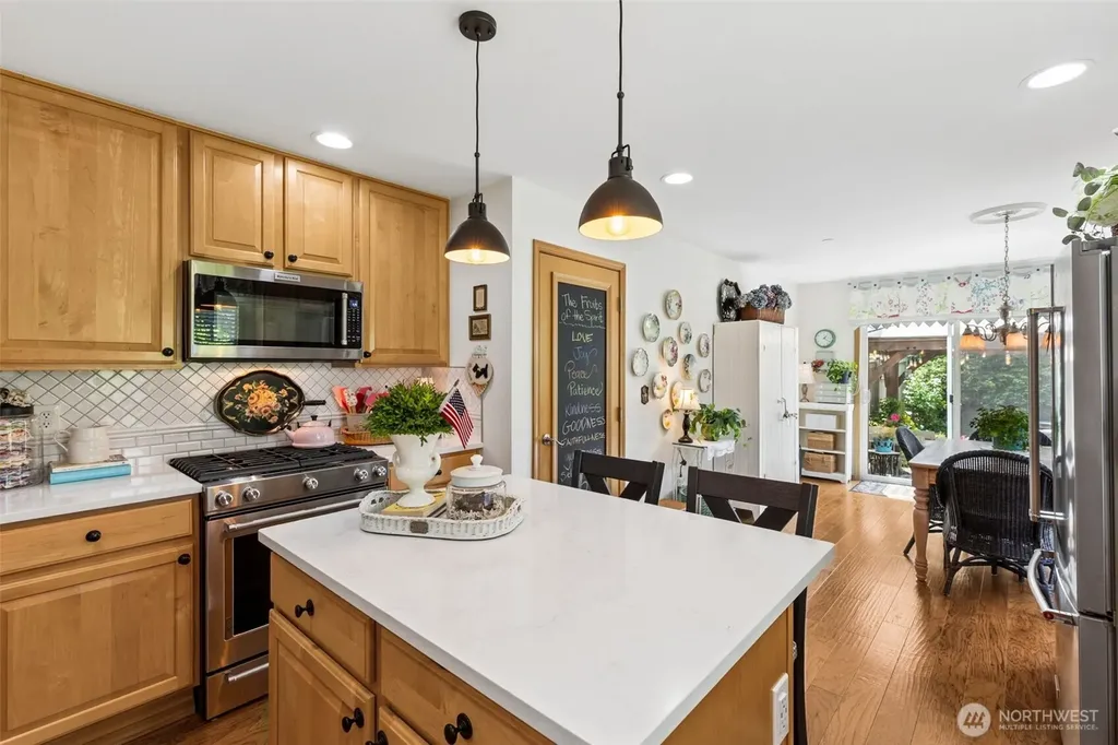 2947 Mcneil Street Dupont WA 98327