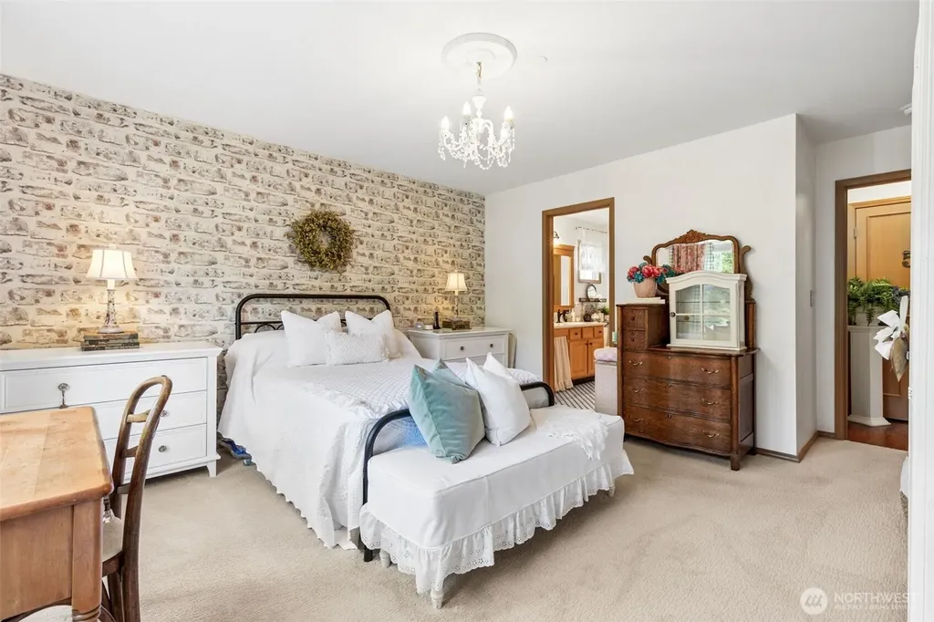 2947 Mcneil Street Dupont WA 98327