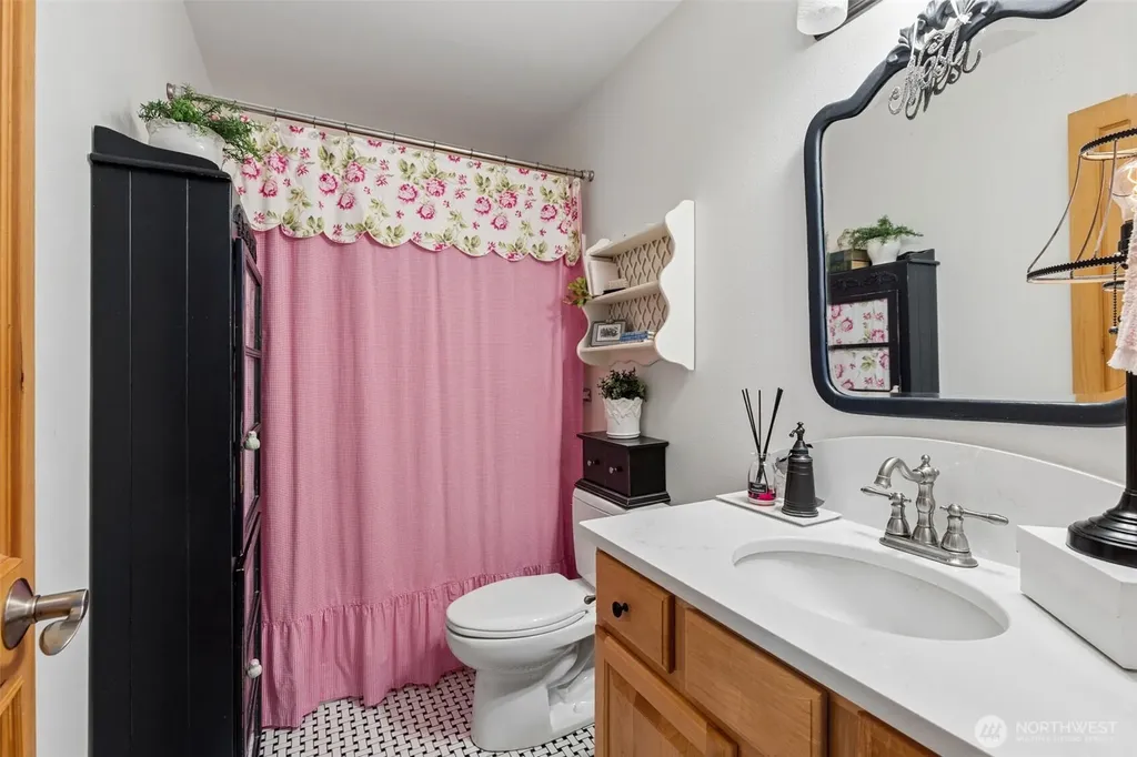 2947 Mcneil Street Dupont WA 98327