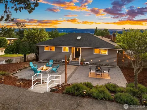 811 Grant Avenue S Renton WA 98057