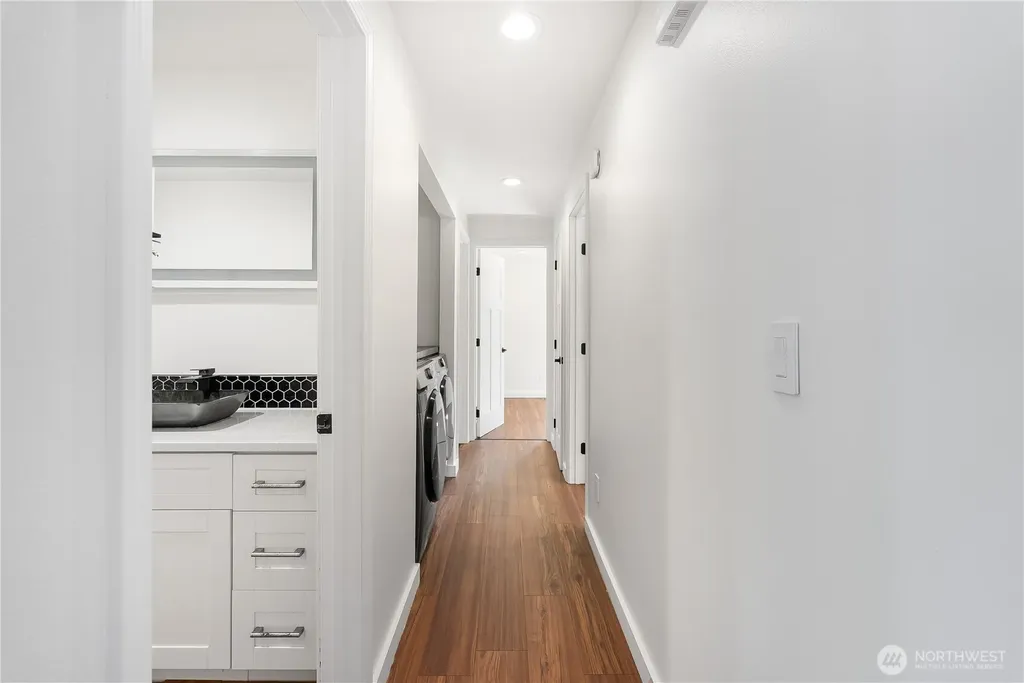 1422 Greenville Drive Bellingham WA 98226