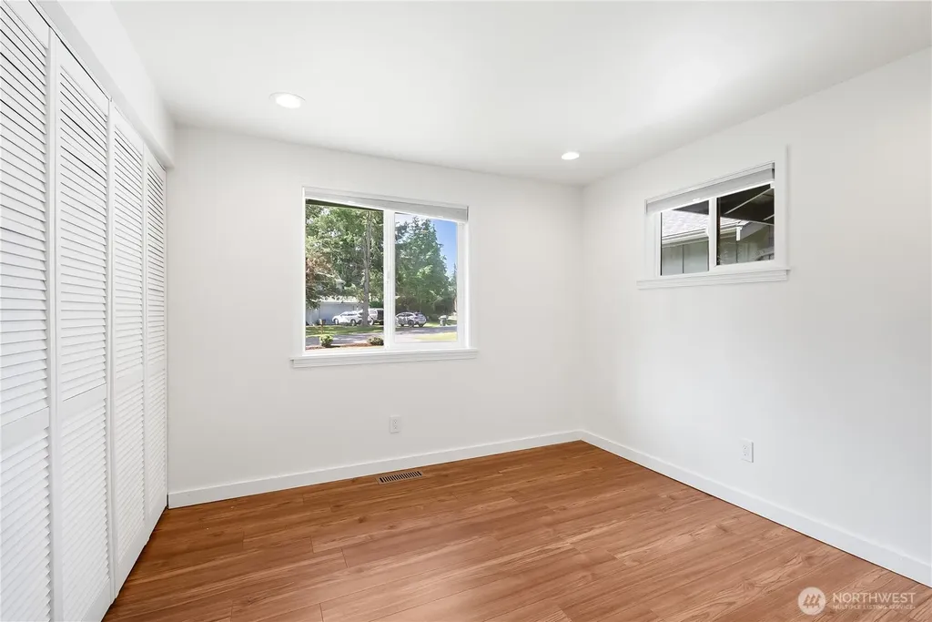 1422 Greenville Drive Bellingham WA 98226