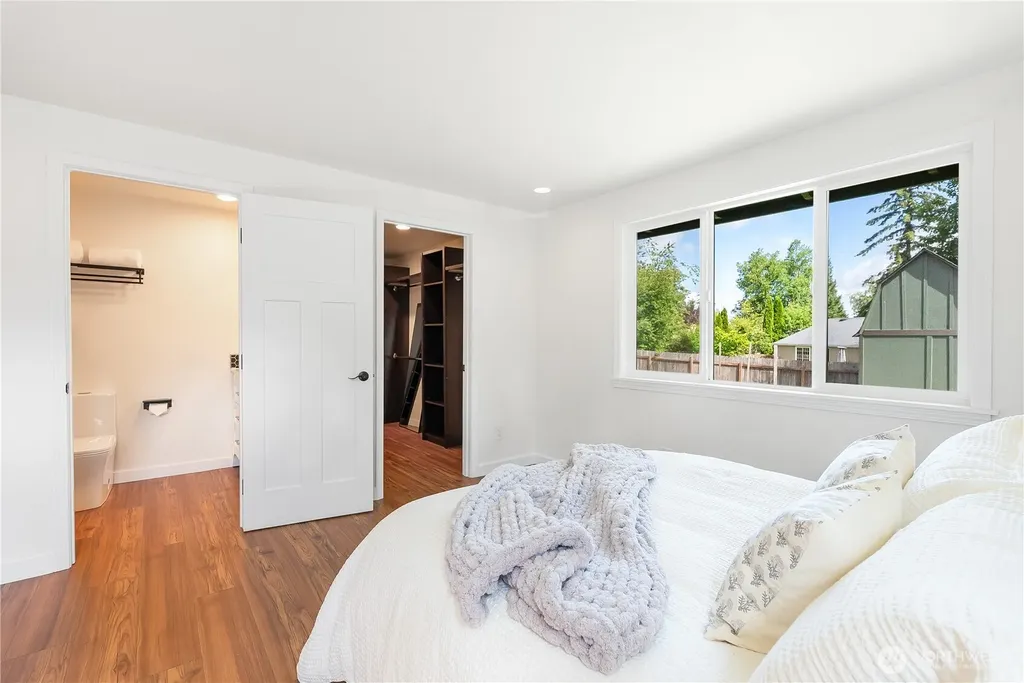 1422 Greenville Drive Bellingham WA 98226