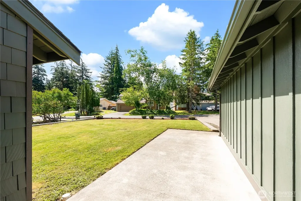1422 Greenville Drive Bellingham WA 98226