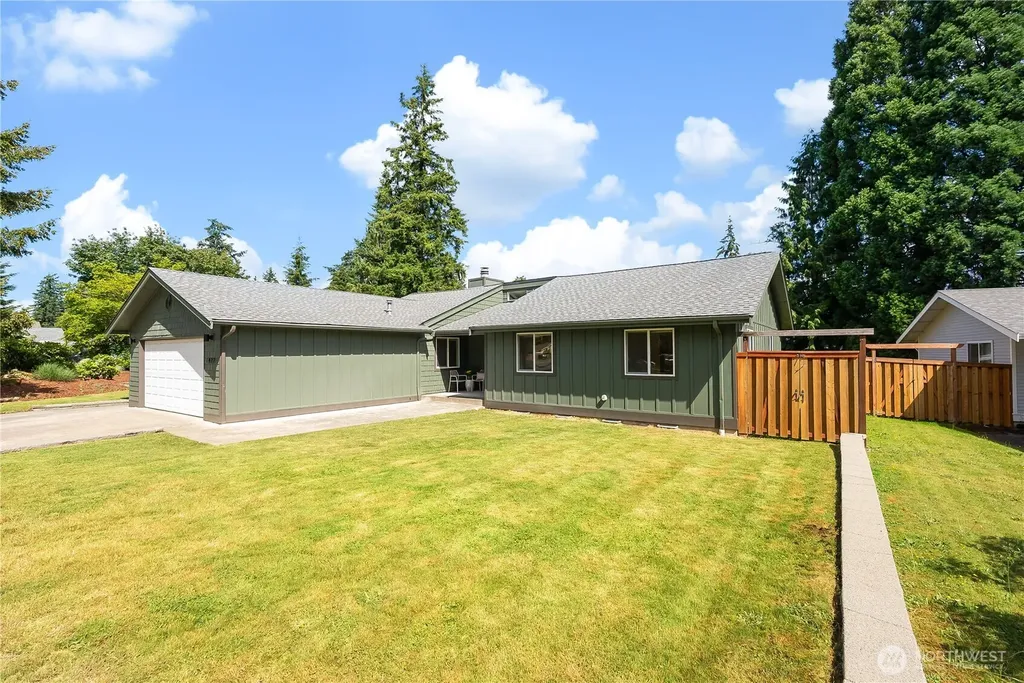 1422 Greenville Drive Bellingham WA 98226