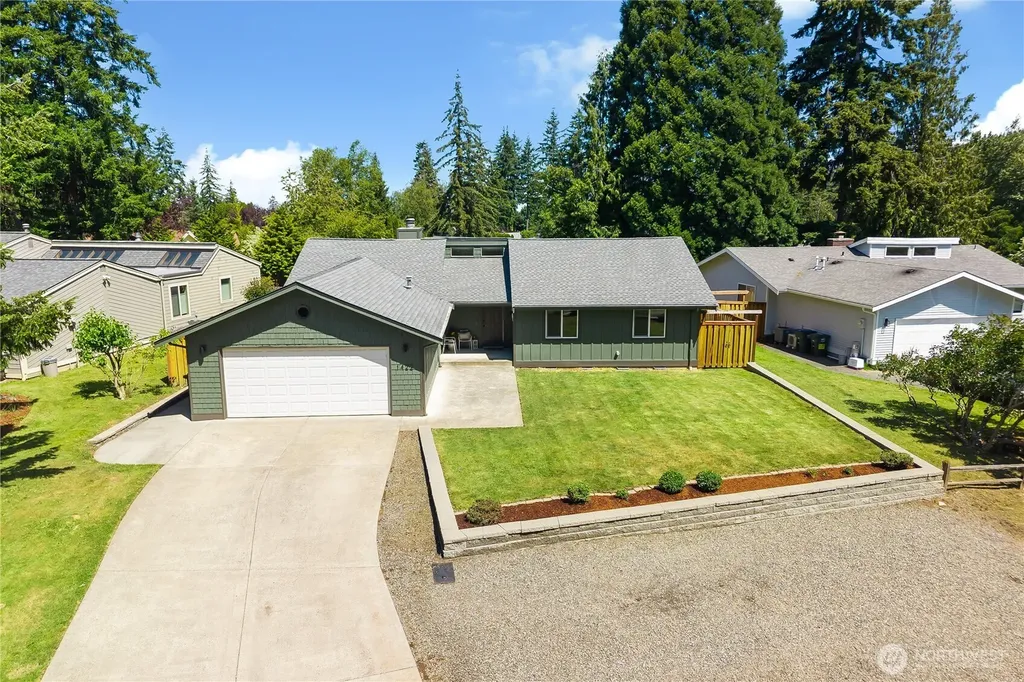 1422 Greenville Drive Bellingham WA 98226