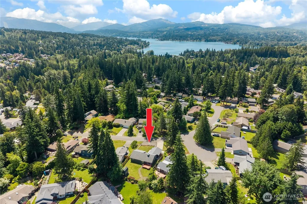 1422 Greenville Drive Bellingham WA 98226