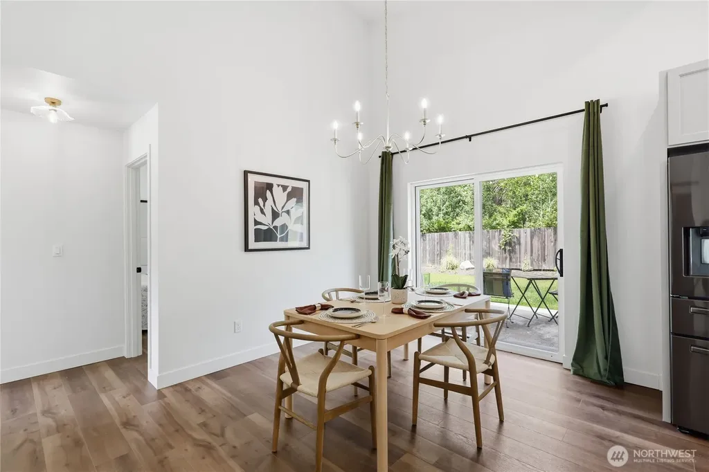384 Ruth Lane Bremerton WA 98310