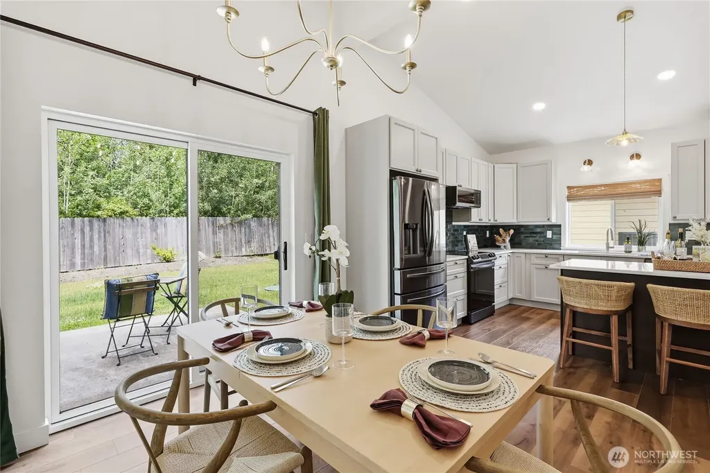 384 Ruth Lane Bremerton WA 98310