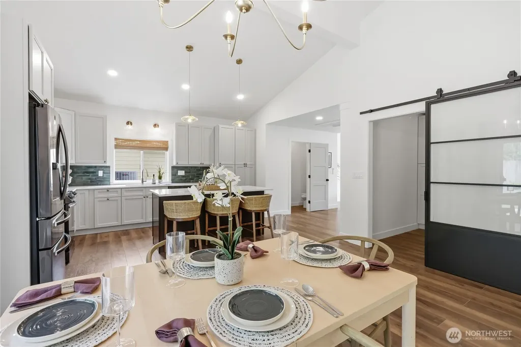 384 Ruth Lane Bremerton WA 98310