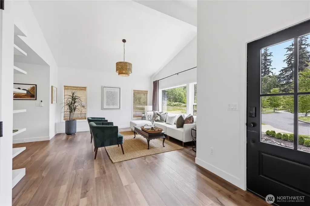 384 Ruth Lane Bremerton WA 98310