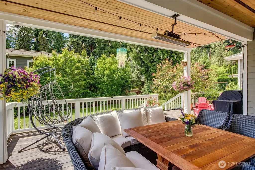 9950 SE 39th Street Mercer Island WA 98040