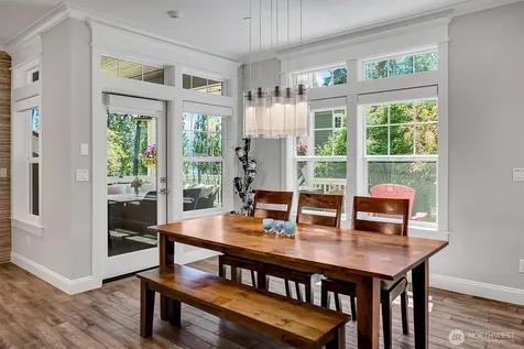 9950 SE 39th Street Mercer Island WA 98040