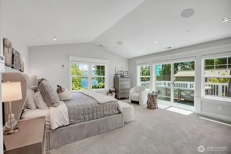 9950 SE 39th Street Mercer Island WA 98040