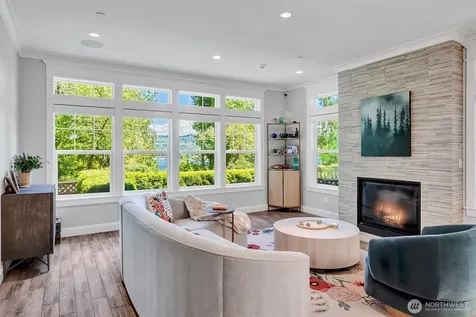 9950 SE 39th Street Mercer Island WA 98040