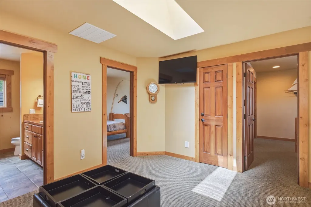 915 S Lakeshore Drive Chelan WA 98816