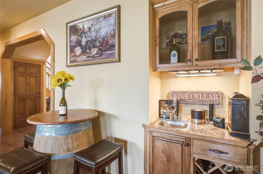 915 S Lakeshore Drive Chelan WA 98816
