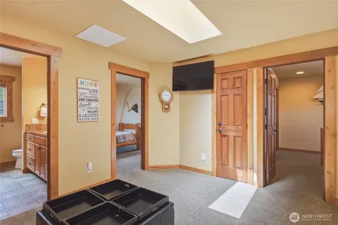 915 S Lakeshore Drive Chelan WA 98816