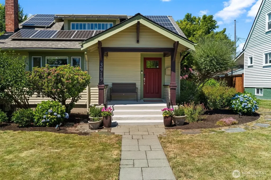 3919 N 9th Street Tacoma WA 98406