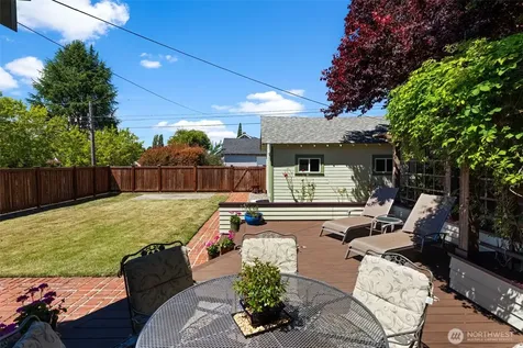 3919 N 9th Street Tacoma WA 98406