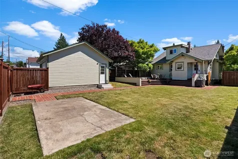 3919 N 9th Street Tacoma WA 98406