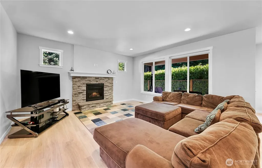 5301 Ocean Cove Lane Blaine WA 98230
