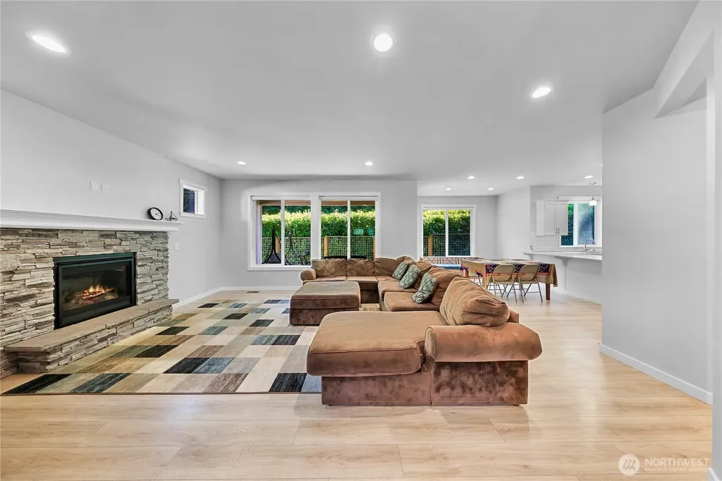 5301 Ocean Cove Lane Blaine WA 98230