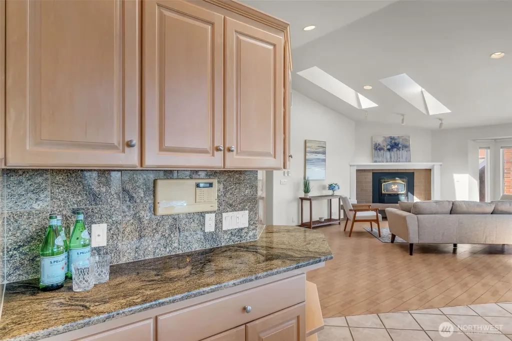 4927 23rd Avenue W Everett WA 98203
