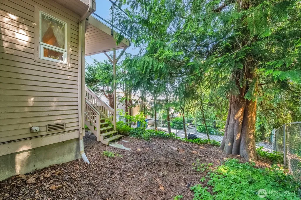 4927 23rd Avenue W Everett WA 98203