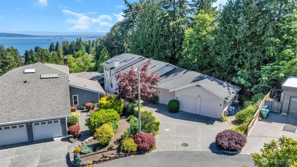 4927 23rd Avenue W Everett WA 98203