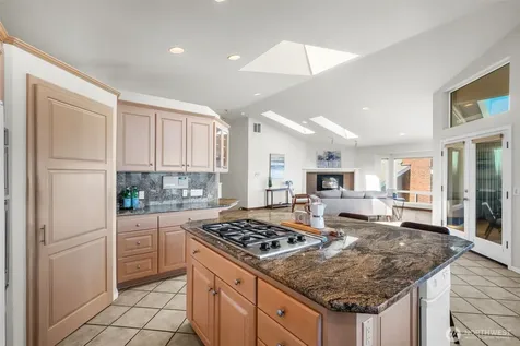 4927 23rd Avenue W Everett WA 98203
