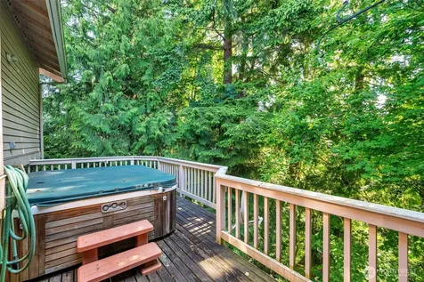 4927 23rd Avenue W Everett WA 98203