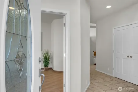 4927 23rd Avenue W Everett WA 98203
