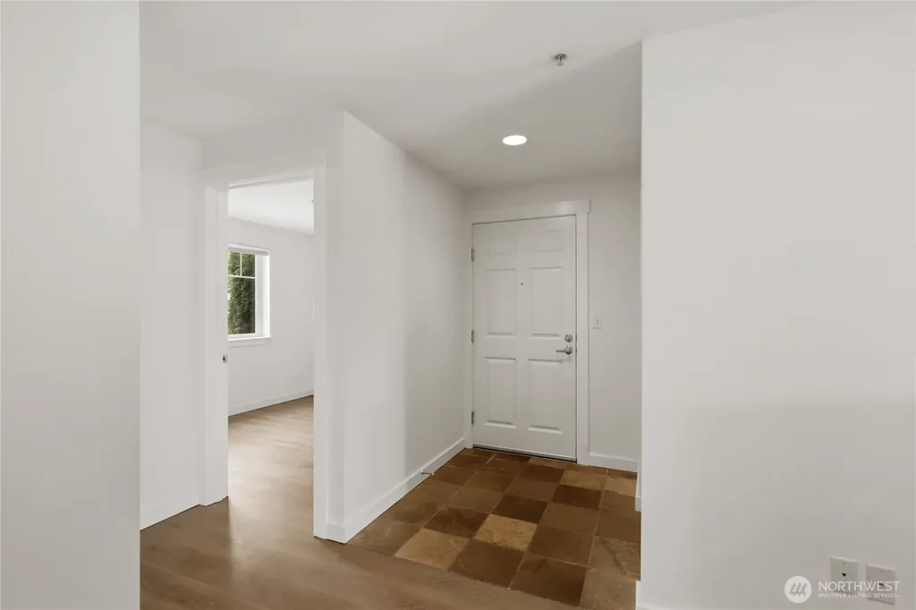 823 Davis Place S Seattle WA 98144