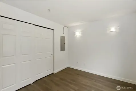 823 Davis Place S Seattle WA 98144