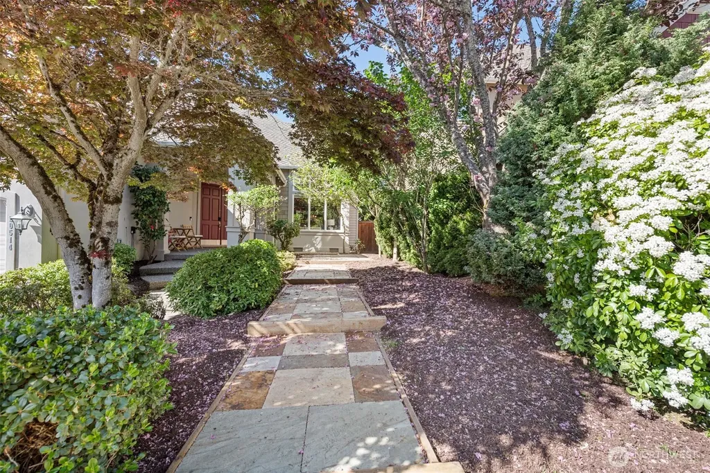 20514 NE 23th Court Sammamish WA 98074