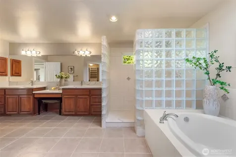 20514 NE 23th Court Sammamish WA 98074