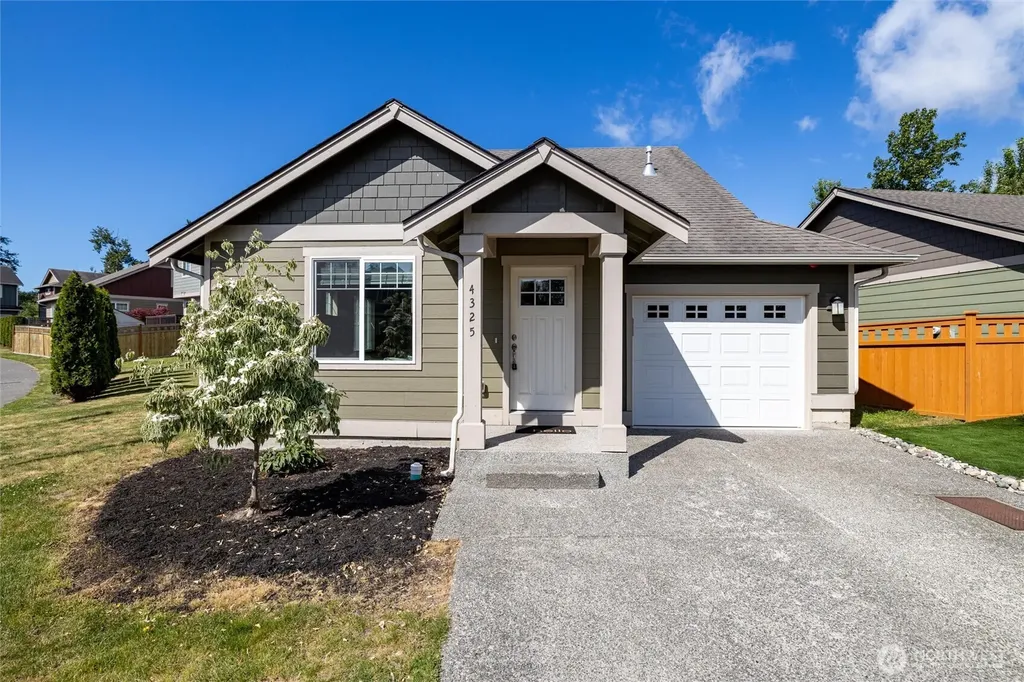 4325 Larch Lane Bellingham WA 98226