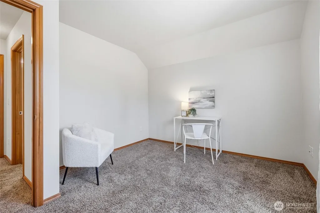 4325 Larch Lane Bellingham WA 98226