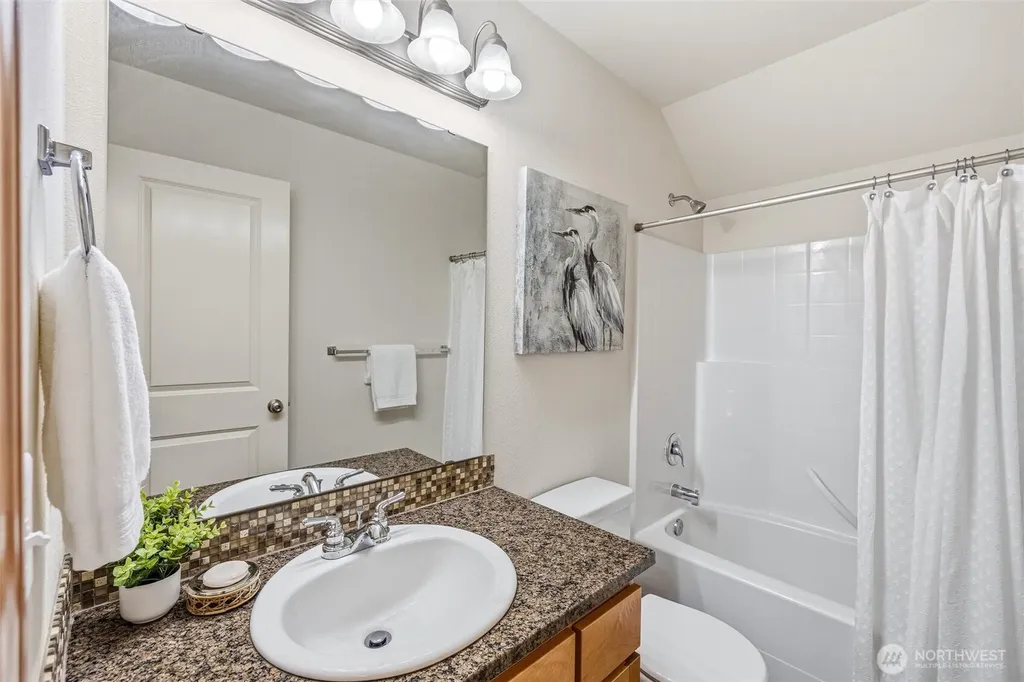 4325 Larch Lane Bellingham WA 98226