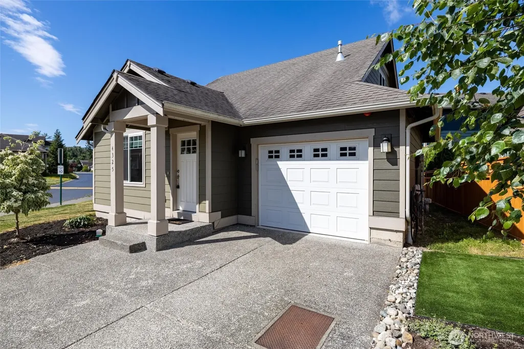 4325 Larch Lane Bellingham WA 98226