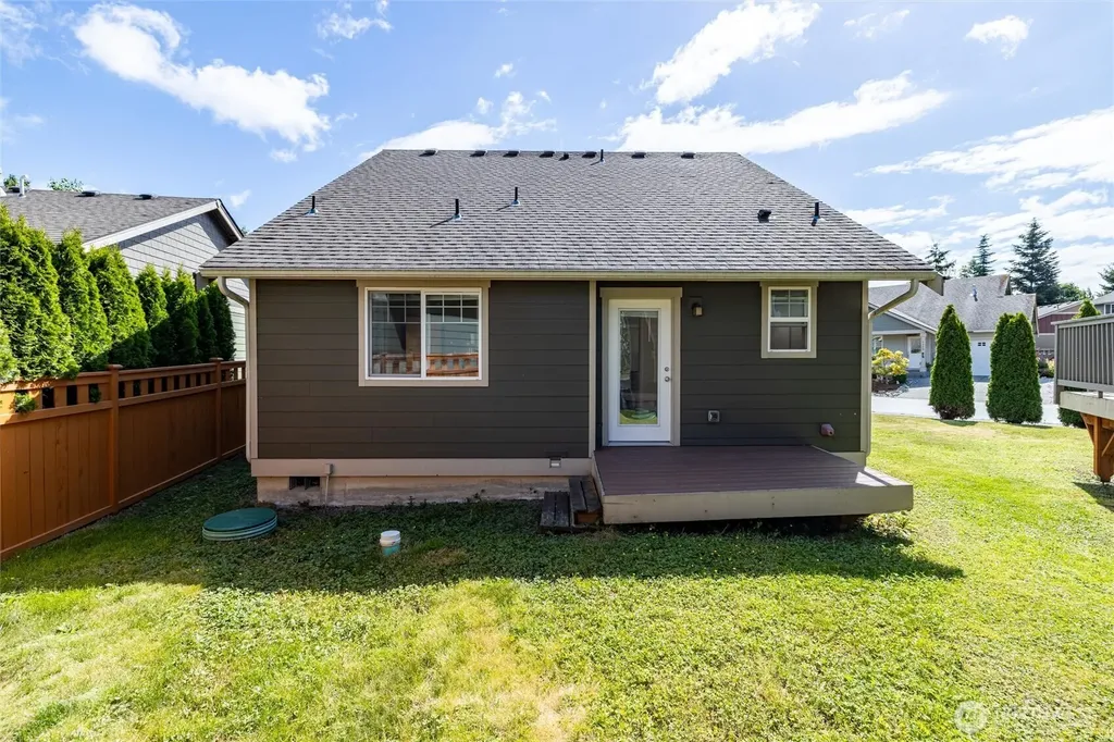 4325 Larch Lane Bellingham WA 98226