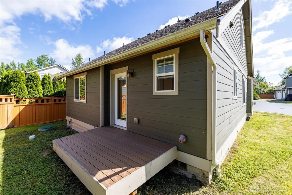 4325 Larch Lane Bellingham WA 98226