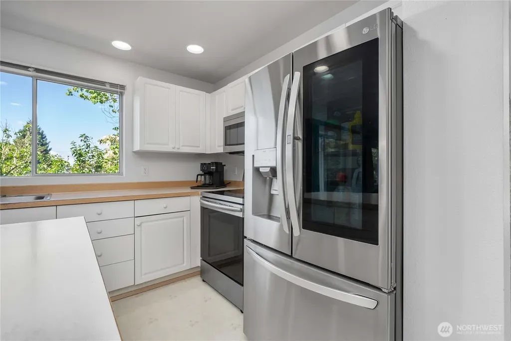 3808 47th Avenue NE Tacoma WA 98422