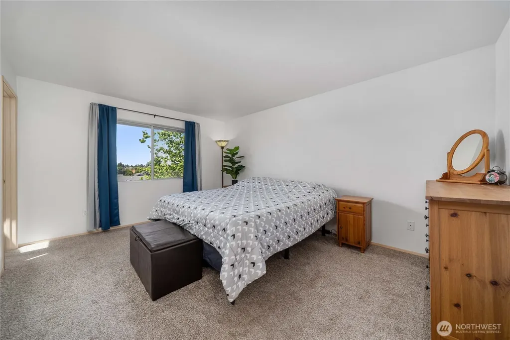 3808 47th Avenue NE Tacoma WA 98422