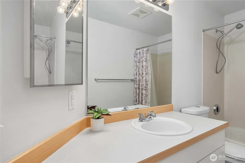 3808 47th Avenue NE Tacoma WA 98422