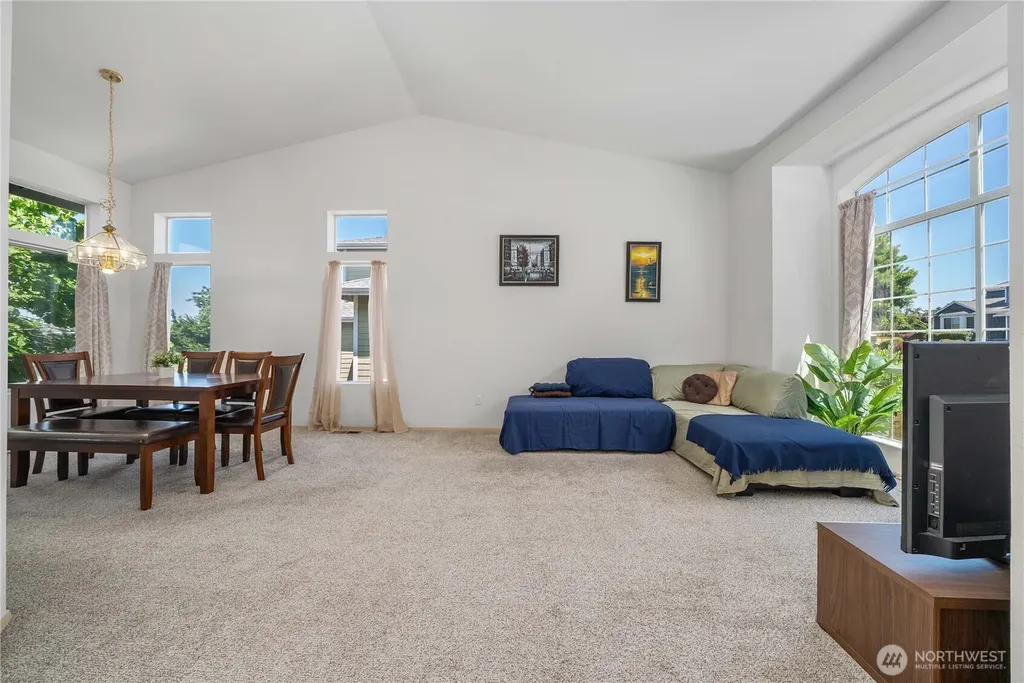 3808 47th Avenue NE Tacoma WA 98422