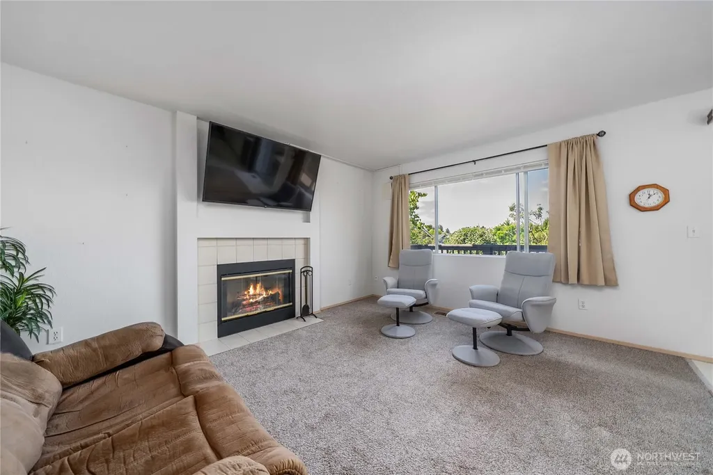 3808 47th Avenue NE Tacoma WA 98422