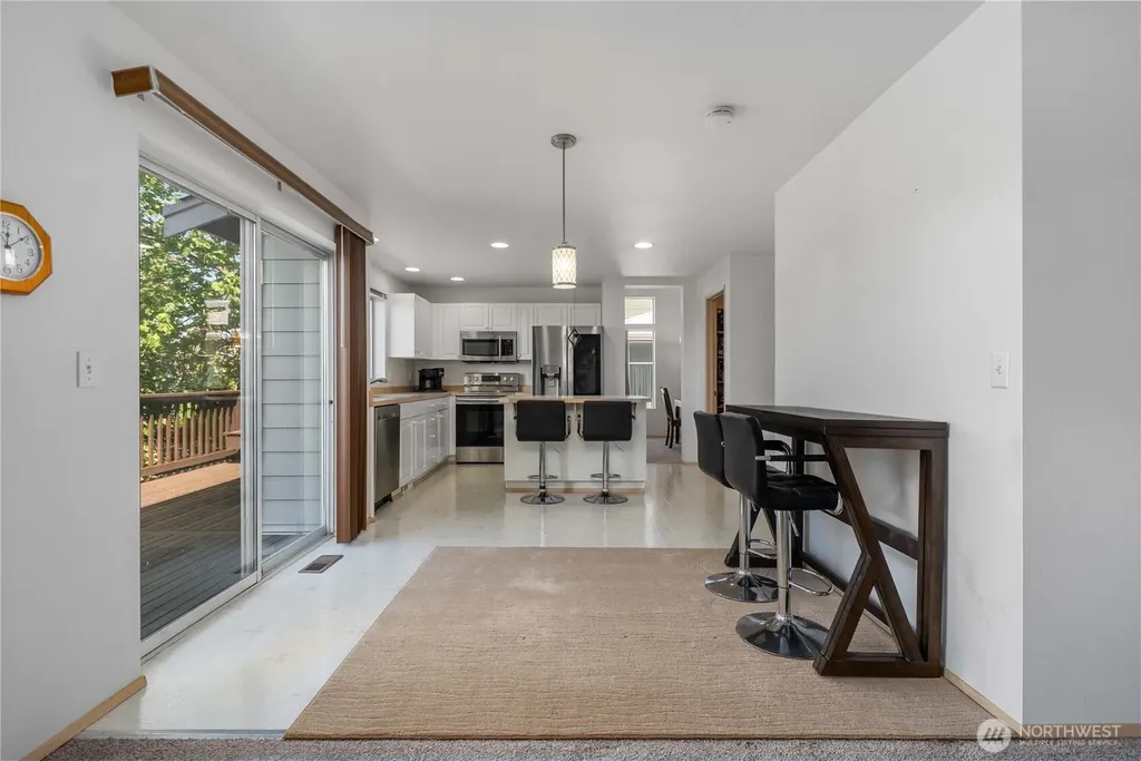 3808 47th Avenue NE Tacoma WA 98422