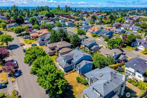 3808 47th Avenue NE Tacoma WA 98422